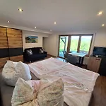Апартаменты Gaestehaus Luitz